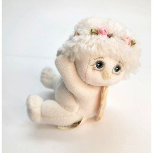 Dream Angel Hugs Plush White with Gold Wings 4" JJ3268